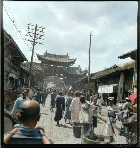 The streets of Yunnan province in the eyes of Sofia Yablonska